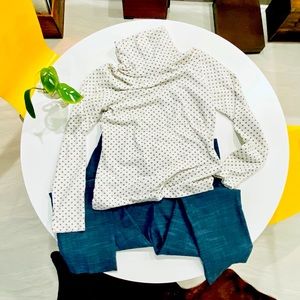 Grey & White Polka Dot TurtleNeck Women’s Med